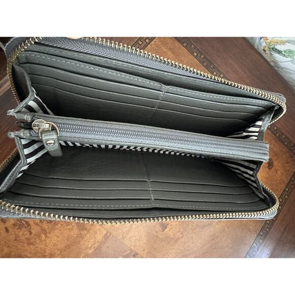 KATE SPADE LEATHER CAMERON LARGE CONTINENTAL WALLET IN WARM BEIGE/BLACK Flawed - Picture 7 of 9